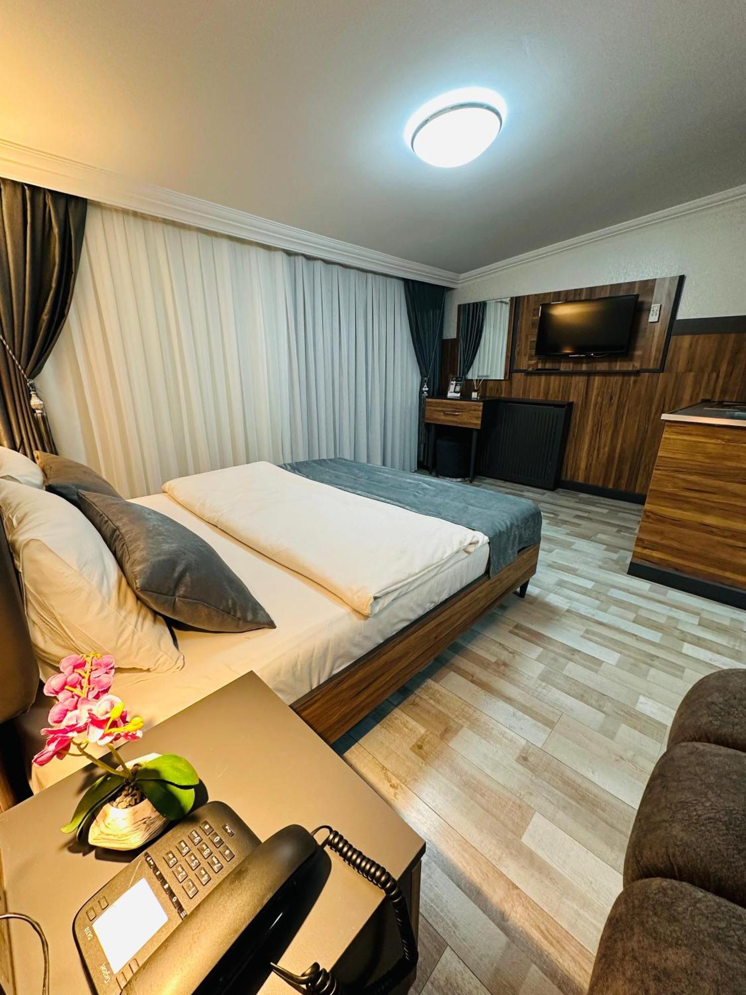 איסטמבול Taksim La Serena Hotels מראה חיצוני תמונה